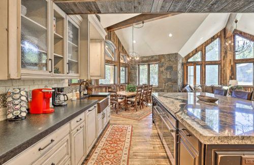 Copper Mountain Villa | Walk to Lift Luxe Villa with Hot Tub in Copper Mtn