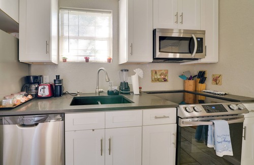 Near East Side Cottage | Walk to Local Eats: Saint Paul Square Gem w/Patio