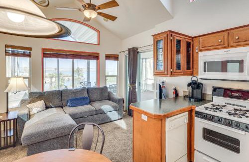 Lake Havasu City House | Walk to London Bridge Beach Lake Havasu Cabin!