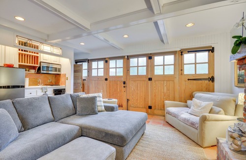 High Point House | Walk to Main St: Historic High Point Carriage Home