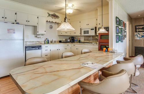 Kingston House | Walk to Marina: Family Home w/Yard in Kingston