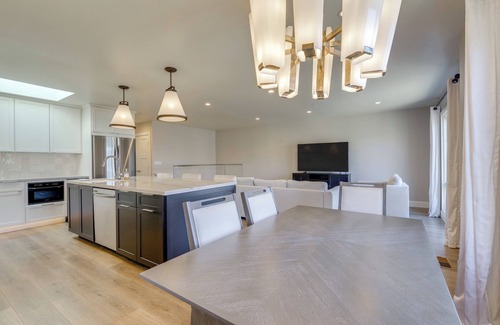 Outer Sunset House | Walk to Ocean Beach: Modern Home w/Fenced Yard