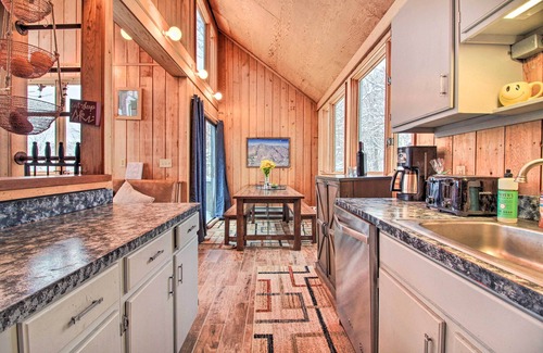 Ludlow House | Walk to Ski Trails: Ludlow Home on Okemo Mountain!