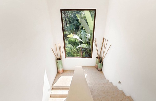 Punta de Mita House | Walk to Surf Spots! Beachfront Villa with Infinity Pool and Fantastic Staff