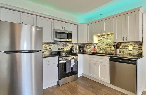 Siesta Key Condo | Walk to the Beach and More from this Fully Renovated Unit W/Heated Pool