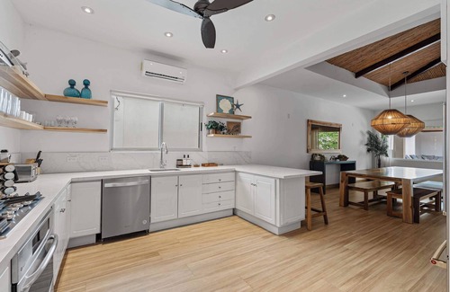 Playa Grande Villa | Walk to the Beach | Playa Grande Oasis | Sleeps 10