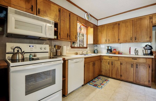 Biloxi House | Walk to the Beach and Downtown Restaurants, Bars, and Shops!