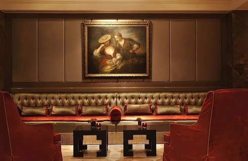 Central New York City Hotel | Walk to Times Square & Radio City Music Hall! 3 Classy Units