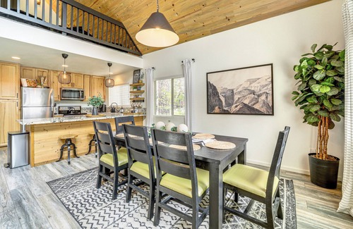 Munds Park House | Walk to Trails: Modern Munds Park Mountain Retreat