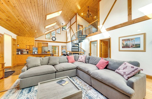 Silver Lake House | Walk to White Lake State Park: Gem w/Ski Locker!