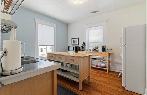 Downtown Chattanooga House | Walk & Wander - Choo Choo, Eats, Southside Fun - Entire House