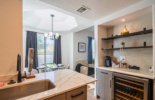 Kierland Condo | Walkable Kierland | Dining, Shops & Golf | Parking