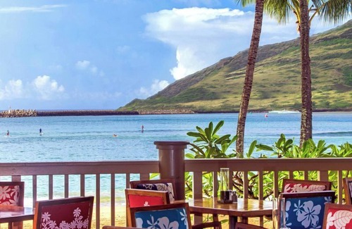 Lihue Resort | Walking Distance from Kalapaki Beach! Parking, Outdoor Pool, Shuttle Service!