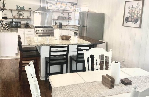 Florence House | Walking distance from one of South Carolina's top Medical centers.