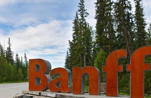 Calgary House | Walkout guest suite in Calgary | Separate entrance