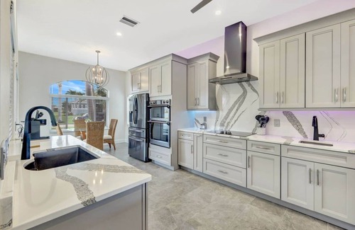 Cape Coral House | Wally's Fairway To Haven: Discover Your Paradise: Rental with Lake View, Pool, and Golf Access!