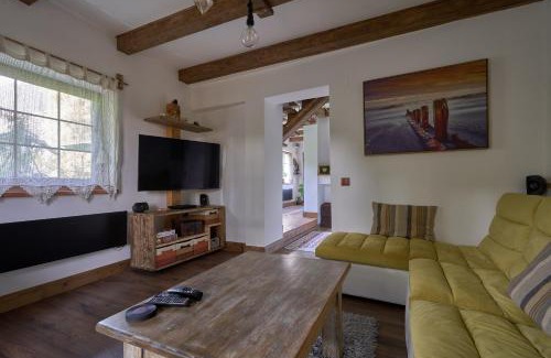 Brasov House | Walnut Tree Cottage
