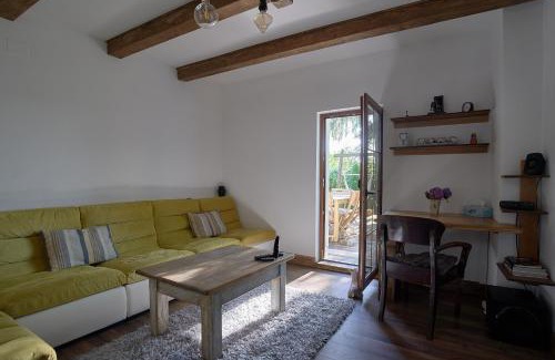 Brasov House | Walnut Tree Cottage
