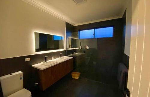 Yanakie Apartment | Wamoon Retreat Apartment Luxury Gateway to Wilsons Prom