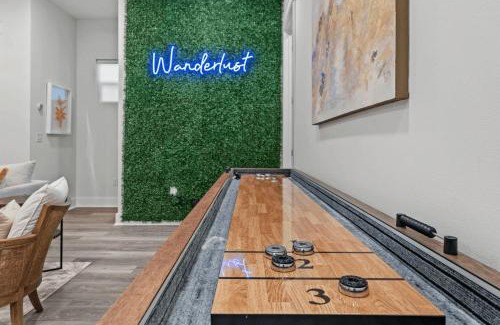 Kiska Beach House | Wanderlust by AvantStay Walk to Beach Pool New Construction