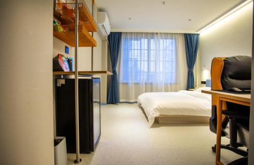 Fengxian Hotel | Wangyu Esports Hotel, Shanghai Fengxian Nanqiao Branch