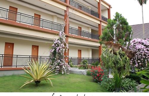 Catur Tunggal Hotel | Wanitatama Hotel & Convention Hall