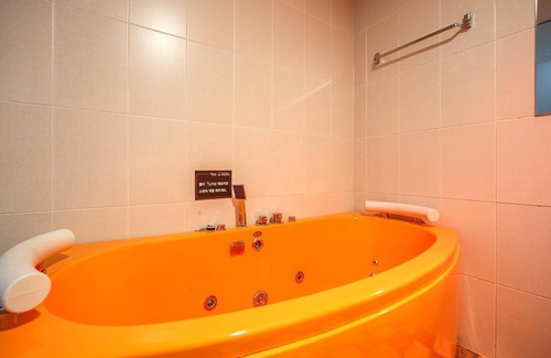 Wanju Hotel | Wanju Healing