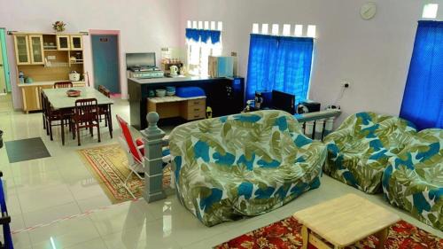 Jasin House | Warisan Homestay Kampung Chinchin