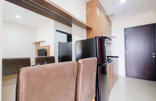 Pondokcina Apartment | Warm and Homey 1BR Apartment at Atlanta Residences By Travelio