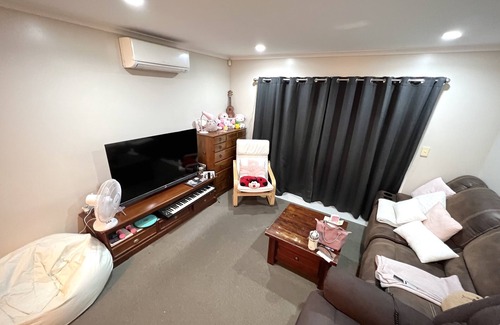 Glen Eden House | Warm house in good Locations fully furnished min stay 30nights