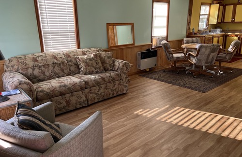 Hot Springs House | Warm up in Hot Springs at the Yellow Moose Fancy Camp ~