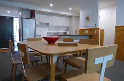 Upper Riccarton House | Warm Welcoming on Athol