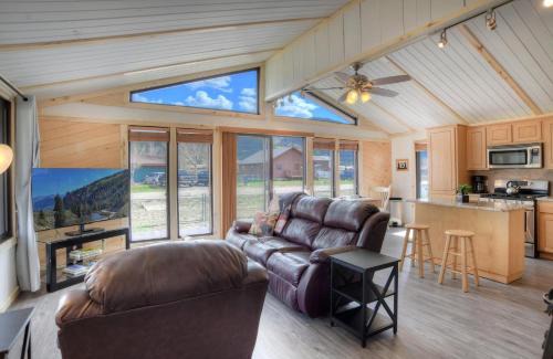 Creede House | Warrick Cabin