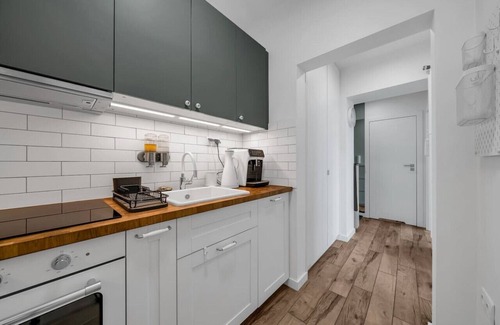 Mokotow Apartment | Warsaw Mokotów Apt - Balcony, A/C, Tram&Bus nearby - by Rentujemy