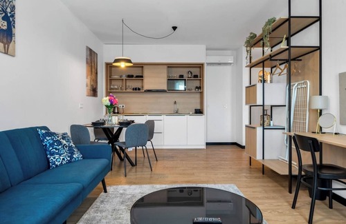Praga Poludnie Apartment | Warsaw National Stadium Apt - Parking, Workspace - by Rentujemy