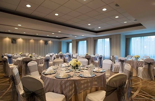Herndon Hotel | Washington Dulles Marriott Suites