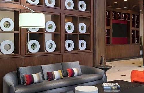 Herndon Hotel | Washington Dulles Marriott Suites
