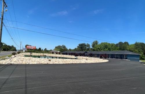 Montross Hotel | Washington & Lee Motel