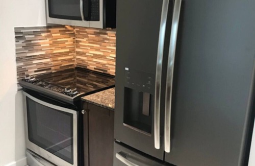 Toronto Entertainment District Condo | Water front condo/ripleys/scotia centre
