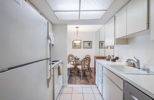 Holmes Beach House | Water's Edge 205 by AMI Locals