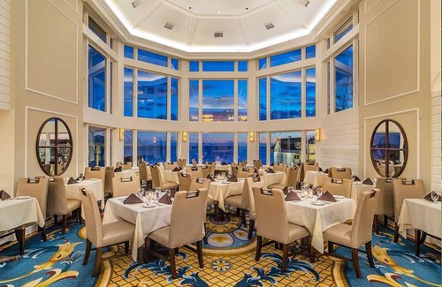 Westbrook Center Resort | Water's Edge Resort & Spa