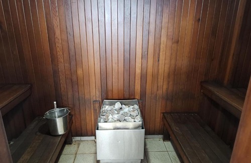 Gold Coast Apartment | Water View. 1bedroom Sleeps 2. WI-FI, Wash Machine