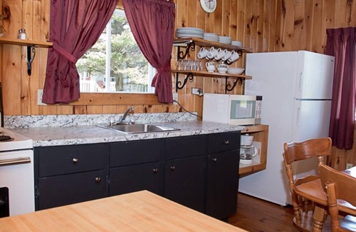 Granville Cottage | Water view 3-bedroom, 2-storey cottage with private Deck!