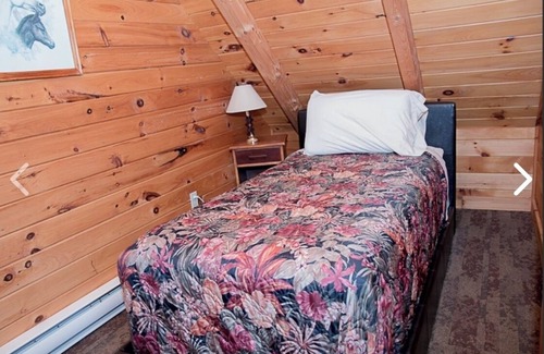 Granville Cottage | Water view 3-bedroom, 2-storey cottage with private Deck!