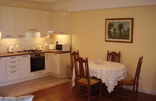Kosljun Apartment | Water view brand new Apartment, short stroll to beach, peaceful!