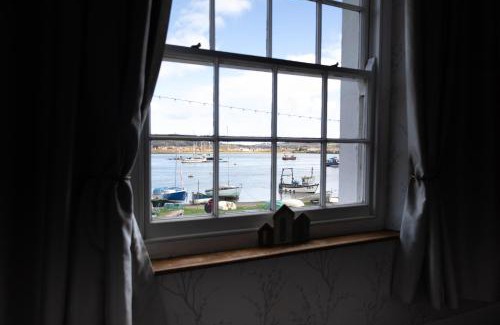 Conwy House | Water View Cottage, Conwy