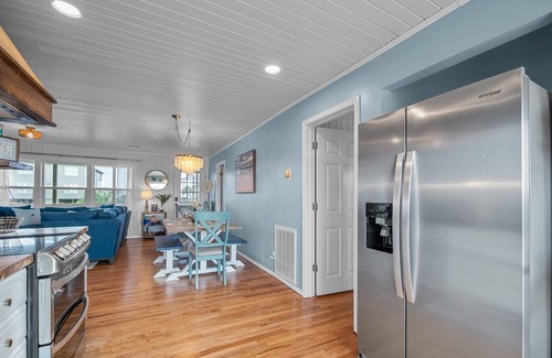 Topsail Beach House | Water view house Topsail beach with Golf cart
