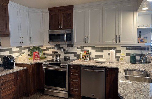St. Petersburg Condo | Water Views, Private Beach, Luxury Condo