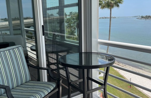 St. Petersburg Condo | Water Views, Private Beach, Luxury Condo