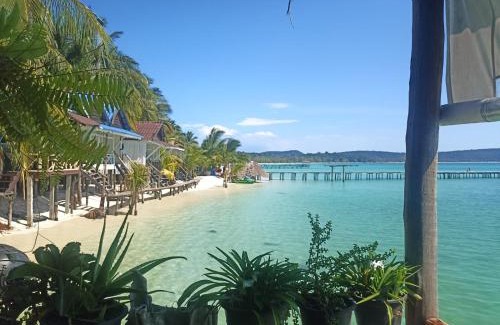 Koh Rong House | Waterfall Guesthouse